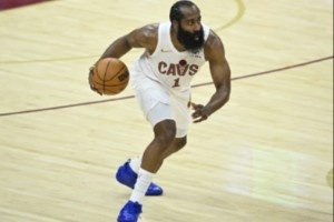 128925